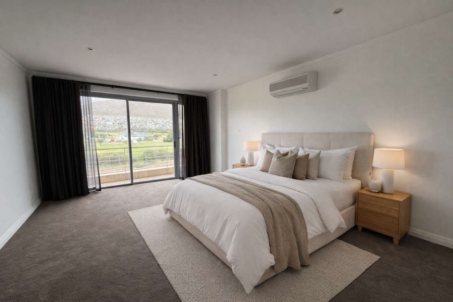 2 Bedroom Property for Sale in Mouille Point Western Cape